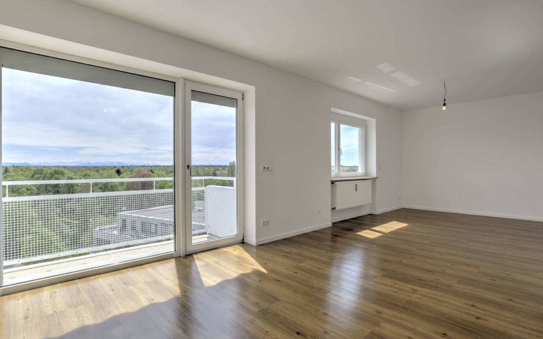 Großzügige Wohnung mit Blick bis zu den Alpen und der Frauenkirche